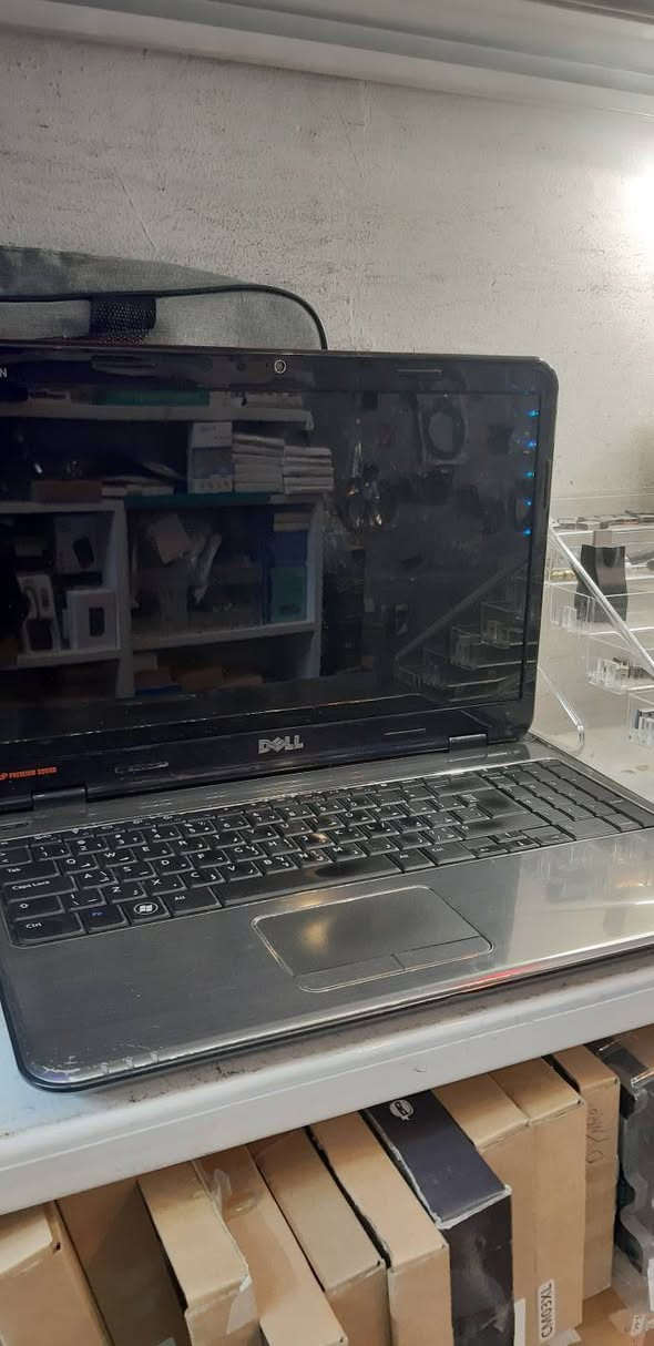 السلام عليكم 
لابتوب ماركه ديل  
مواصفات:Core I 5 
Ram:4
Hard:500Gb
سعر:١٠٠الف
متوفر توصيل جميع محافضات العراق


**إذا كنت صاحب هذا الإعلان وتريد حذفه لأي سبب، رجاءا أرسل رسالة إلى الدعم الفني**