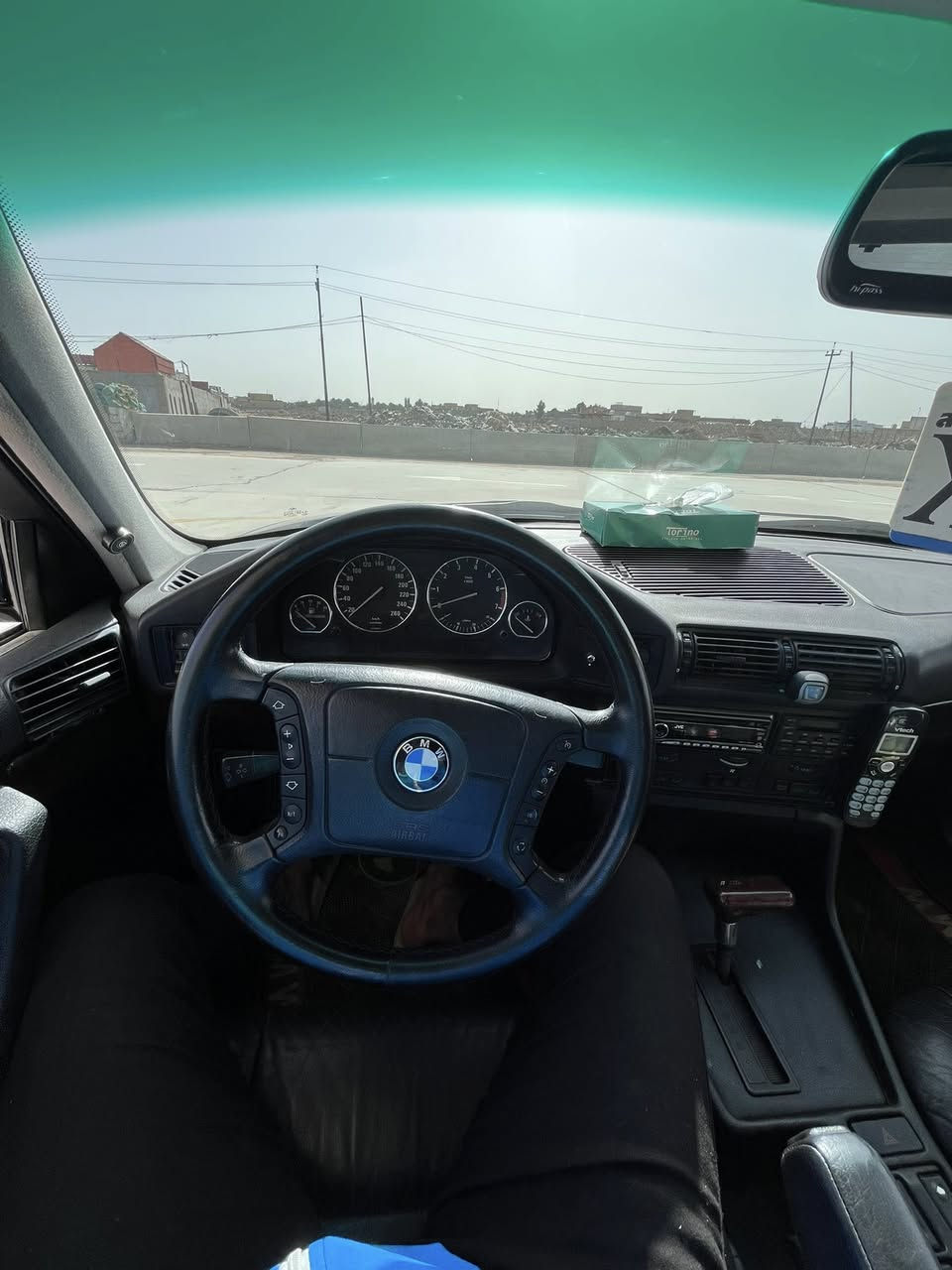 السلام عليكم

بي ام 535 مفتوح السياره جديدة بمعنى الكلمه مكفوله بيها منظومة غاز تخم تايره حدادية مكينه كير كلهن خير من الله كهربائياتها كلها شغاله فتحه طكتين كشنات كهربائي غرفه جديدة السياره ما نقصها شي السعر 75 
للاستفسار ***********
مكاني ديوانية
