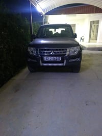 باجيرو 2016 كفالة عامة ماشية 113 الف كم حدادة جديدة تخم تاير رقمها أرب...