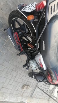 بوكسر جبلي موديل2021 نظيفه مرقم بغداد بسمي مكاني بغداد 1700 0773008775...