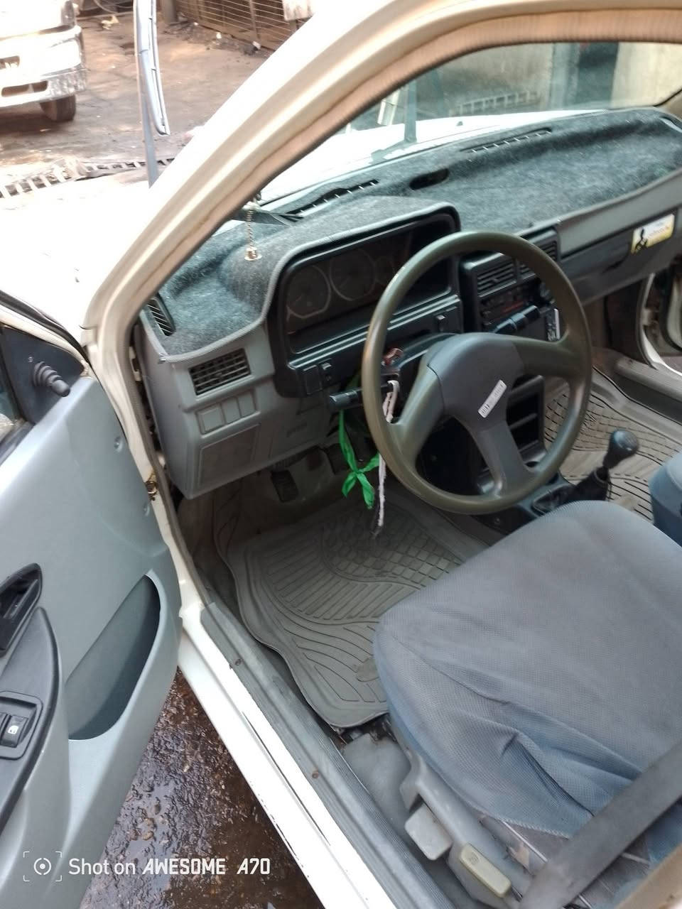 سلام عليكم من رخصة الإدارة سياره سايبه منغولي ٢٠١٠سيارة بأسمي سنوية ٢٠٢٦رقم دولي بغداد مكاني بغداد العلاوي السعر ٣٧ بيها مجال حك الجيه رقم ***********واني خادم
