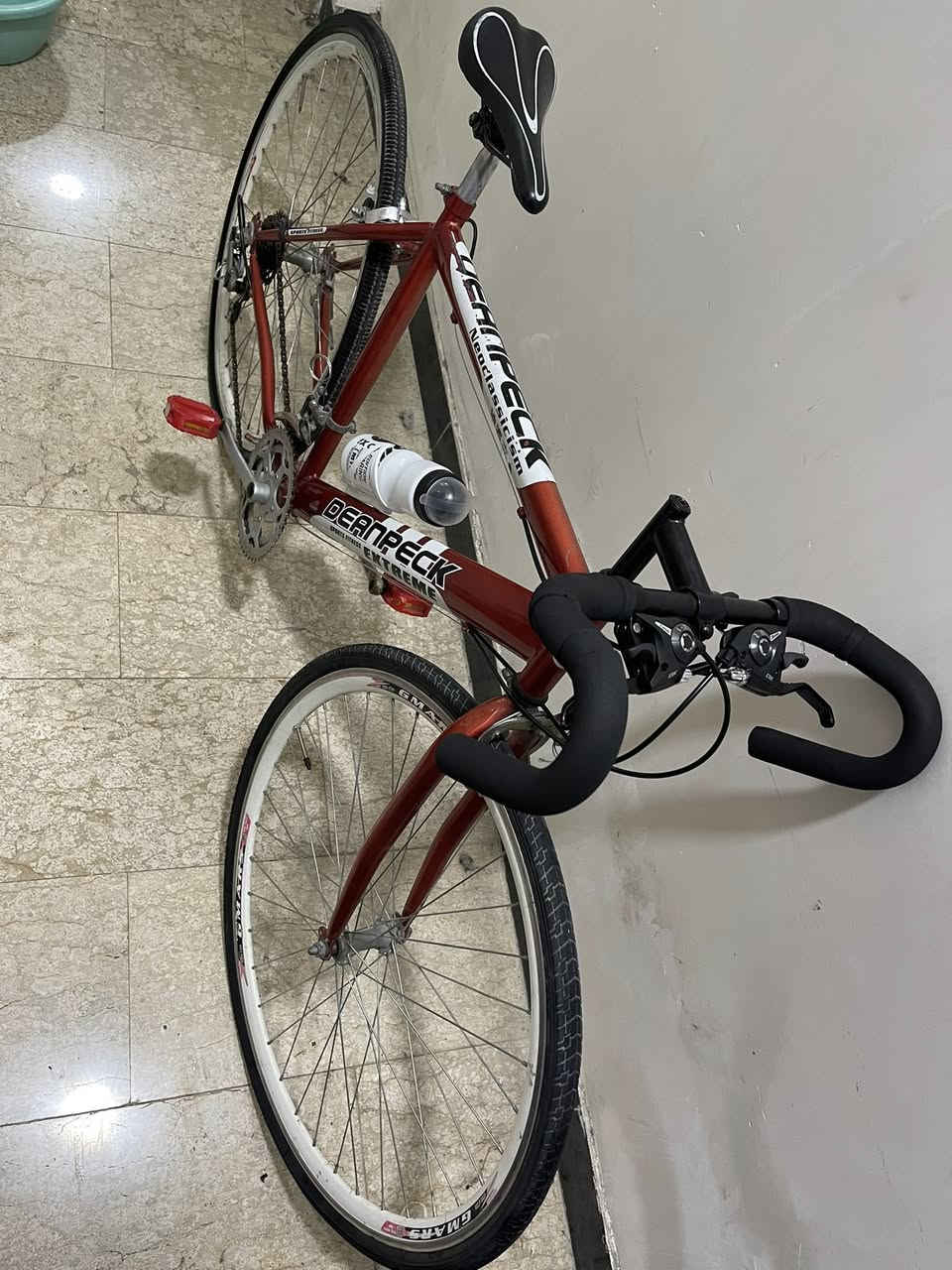 السلام عليكم
باسكل رود نضيف جدااا مال باله اي نقص ماكو تايرات بريكات كله جديد ويتحمل أوزان عاليه سعره ب 150 وبي مجال
مكاني بغداد حي جامعه ***********
