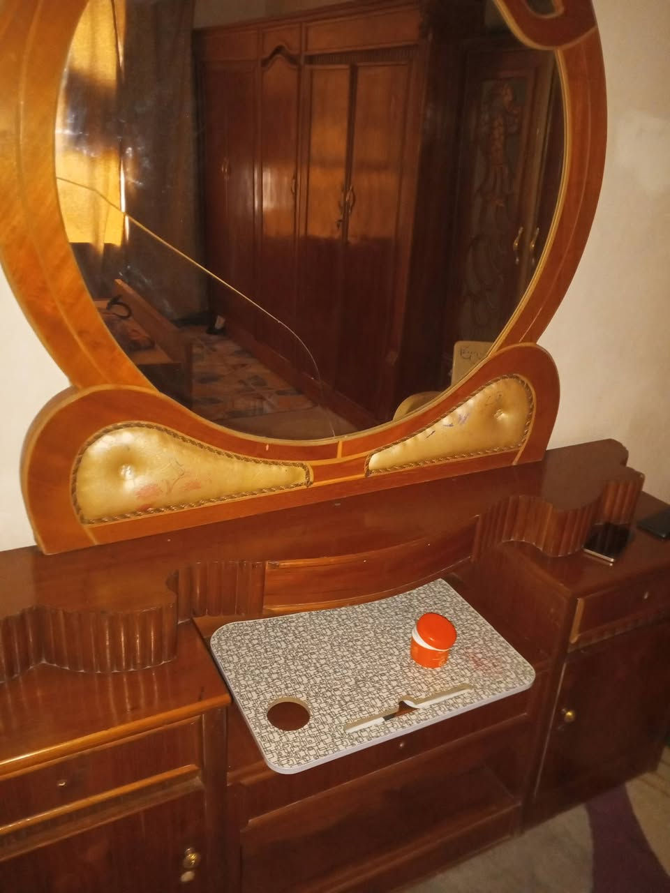 ب ٦٥٠ وبيهه مجال قليل صاج اصلي مكاني طريق طويريج كربلاء للاتصال ***********
