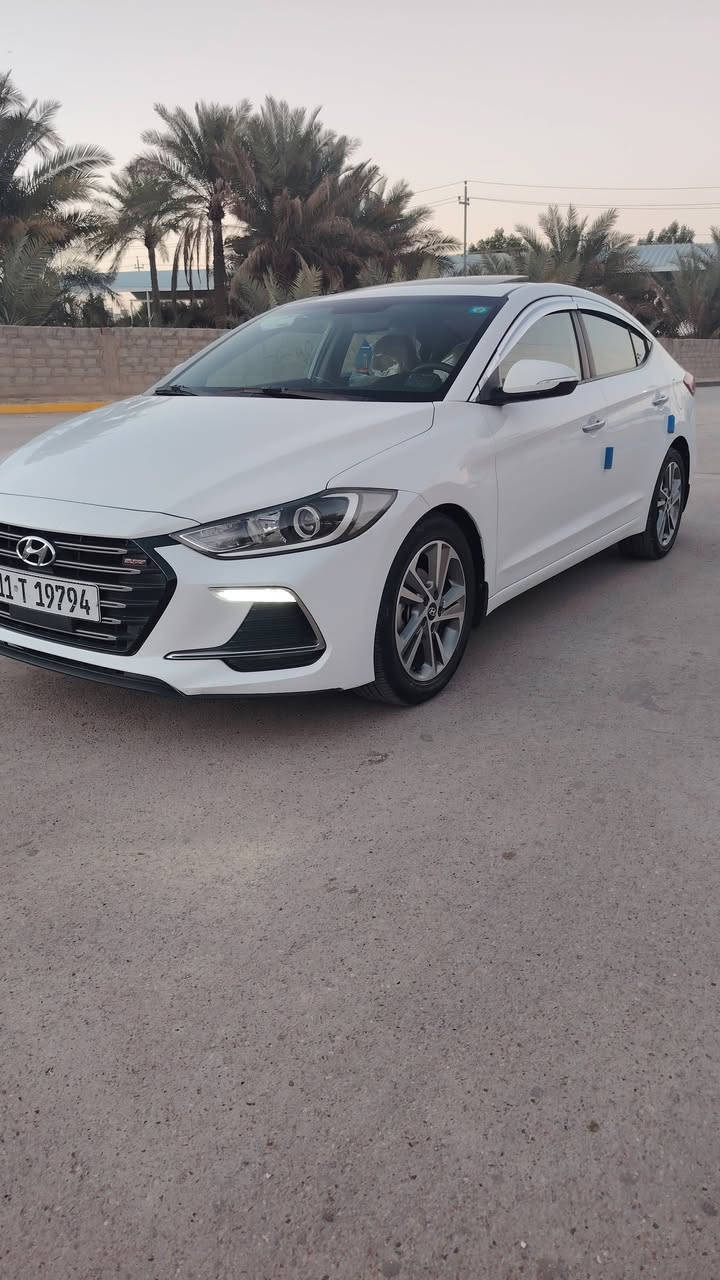 للبيع هونداي النترا 2018 خليجي سوبر فول مواصفات عده البصمه السياره جديده ومكفوله بيها فقط بارد بكد اصبع رقم بغداد دولي مكاني حله السعر 163 وبيها مجال ***********
