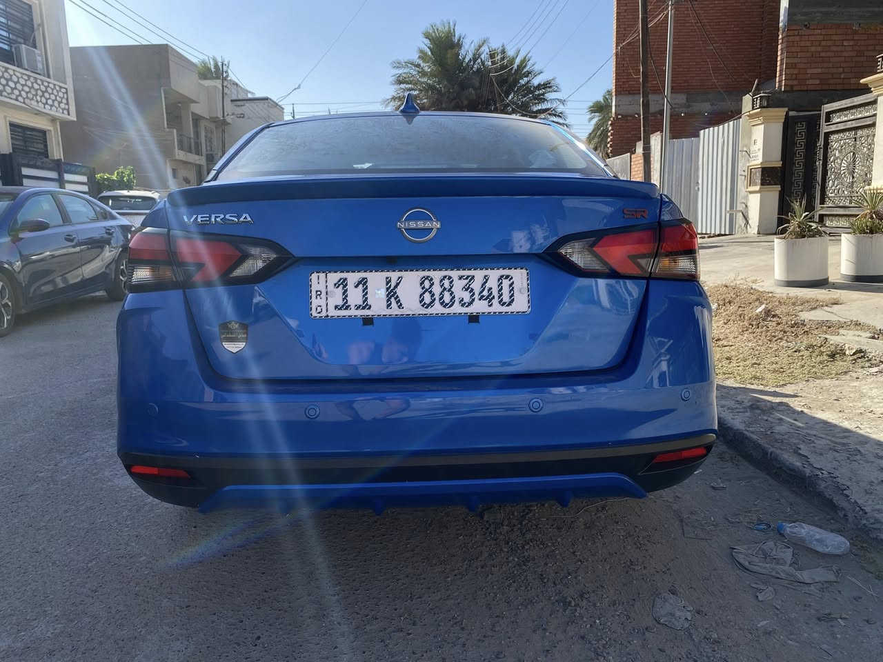 السلام عليكم نيسان فيرسا موديل 23 مرقم بغداد باسمي حادثها موضح بالصور تبديل بنيد فقط السيارة فول SR وهي اعلى فئة بالمواصفات سعرها 130 وبيه شي بسيط المكان حي الخضراء تلفون ***********
