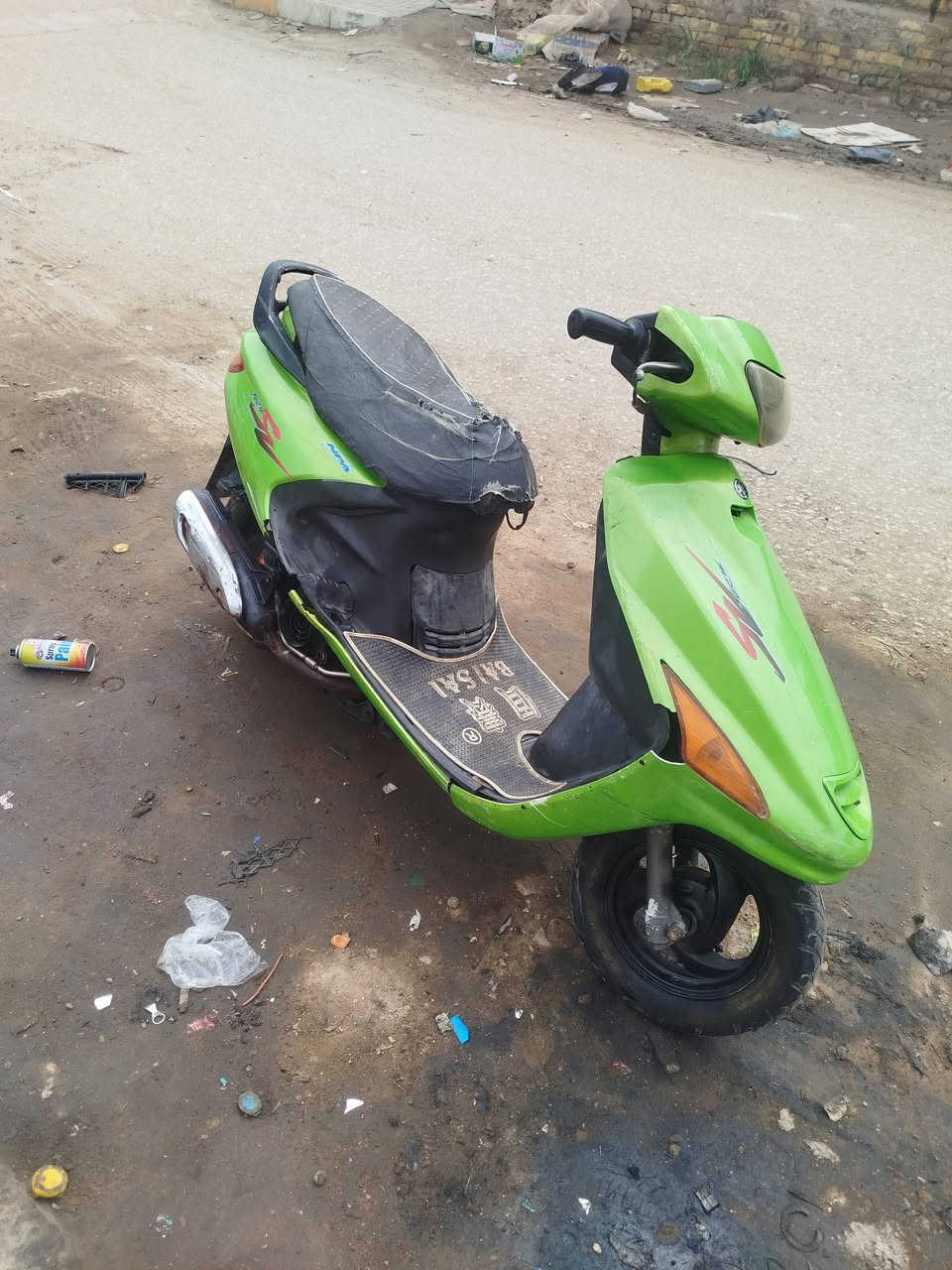 السلام عليكم دراجه للبيع دراجه نظيفه كهربائياته كلها شغاله السعر 200 وبيها مجال مكان الديوانيه قضاء الشاميه ***********
