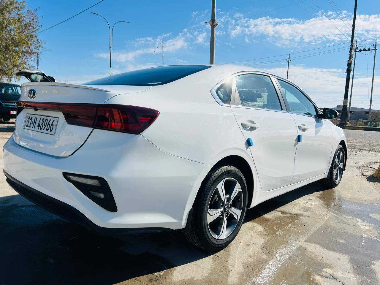 سلام عليكم  سيراتو لبيع  كفاله عامه  حته دعاميات فول مواصفات  رقم بغداد  بسمي مكان لسياره لشطره *********** مديل 19
