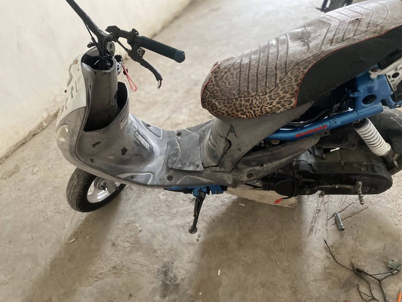 السلام عليكم بيع مستعجل بدون كسر رجائاً ماكس لعب للبيع مكينه 55 بعدها بالجيس شرط معدلها طيران صالنصه اف ام بيها تزويد شيال رياضي وقبق جوزه بلاد سعرها 300 وبيها مجال كلش قليل وجماعه ال200 لتوصلني مبايعلك عصفوريه مكاني بغداد المعامل حي النصر 
خادم للشباب الطيبه


**إذا كنت صاحب هذا الإعلان وتريد حذفه لأي سبب، رجاءا أرسل رسالة إلى الدعم الفني**