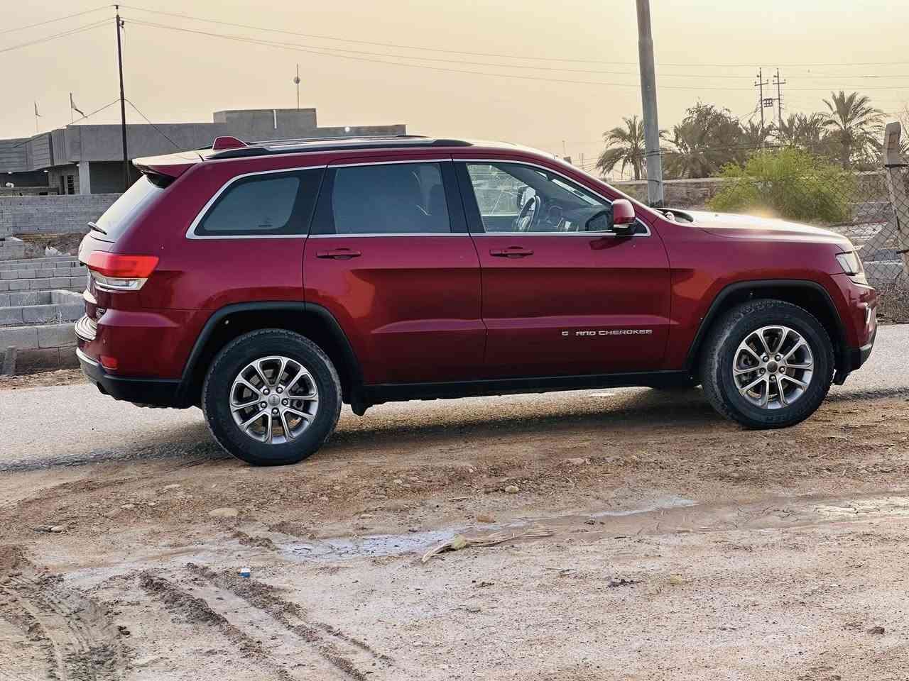 جيب لا ريدو 2014خليجي بصمه دخول ذكي شاشه كبيره شفتات تحكم ستيرن فتحه سقف كير طياره داخل بيجي فول واحد على واحد شرط ماشيه ١٣٠ حقيقي رقم بغداد الدولي الجديد بيها صبغ بالبيبان شويه كلير بدون معجون اثر شخط والباقي كفاله مكينه ٣٦٠٠سته سلندر جاهزه على آخر حبايه الشراي يتصل ويدلل علينه مكاني ناصريه قلعه سكر ‭٠٧٨٣ ٤٩٦ ٧٧٠٣‬
