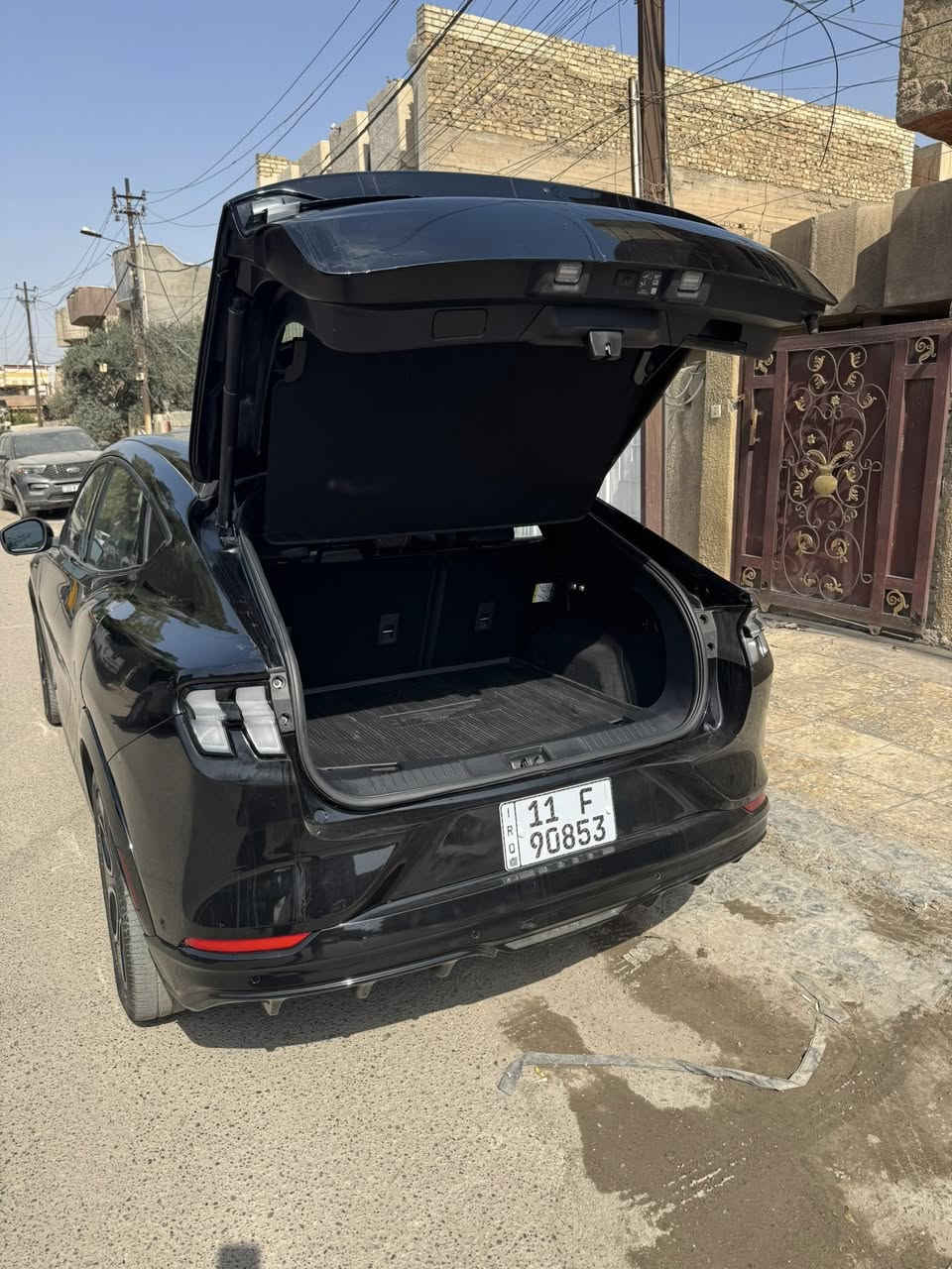 السلام عليكم
موستانك ماك اي 
 كهرباء بل كامل 2024 GT اعلى فئه 
دبل ماطور 4 ويل 
سرعه من0 الى 100 ب 3 ثانيه 
الشحنه من 450 الى 600 كيلو 
جنطه كهرباء 
4 كامرات 
كشنات كهرباء 
ميموري 
داخل 7 الوان 
تدفئه كشنات ستيرن 
وبعد هواي مواصفات 
السعر 235$ 
للاستفسار ***********
