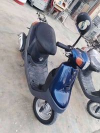 دراجة بطة 60 للبيع ، دراجة نظيفة جدا نقصها فقط اللايت ، سلف هندر اشاير...