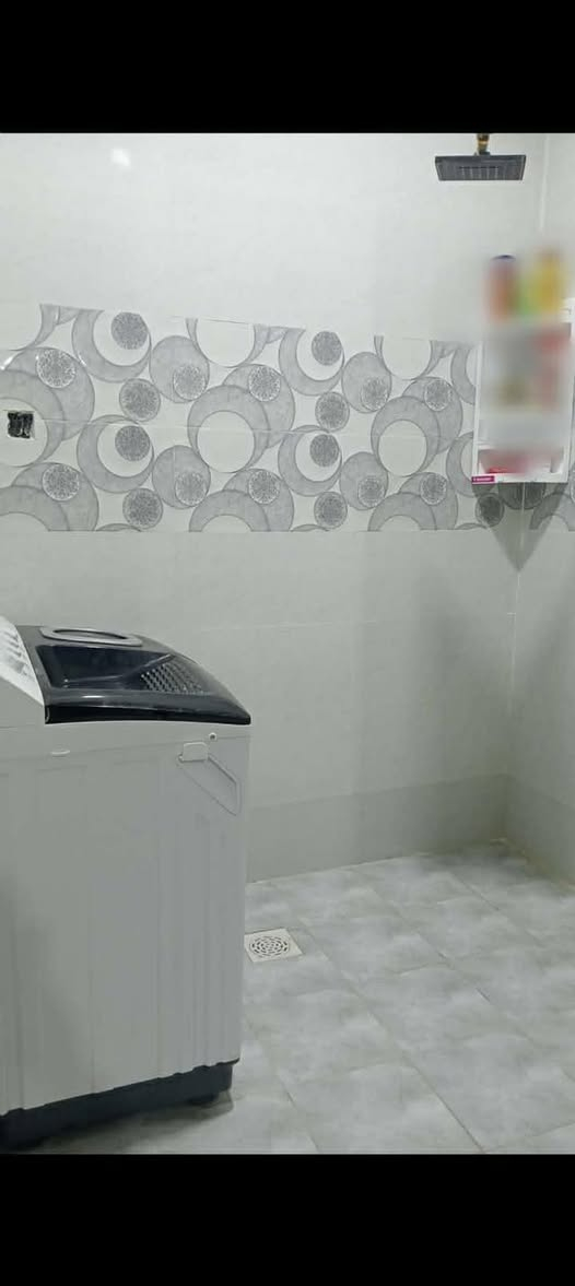 🔺 بيت للبيع فرصة مميزة 🔺
📍 شارع المضيف – قريب من الشارع العام

▫️ المساحة: 125 م²
▫️ عرض الشارع: 10 م
▫️ نوع العقار: طابو زراعي (إجراءات التطويب قيد الإنجاز)

💰 السعر: 38 مليون قابل للتفاوض

✨ موقع حلو وقريب من الخدمات، مناسب للسكن أو الاستثمار

📞 للاستفسار: ***********
📲 واتساب فقط
