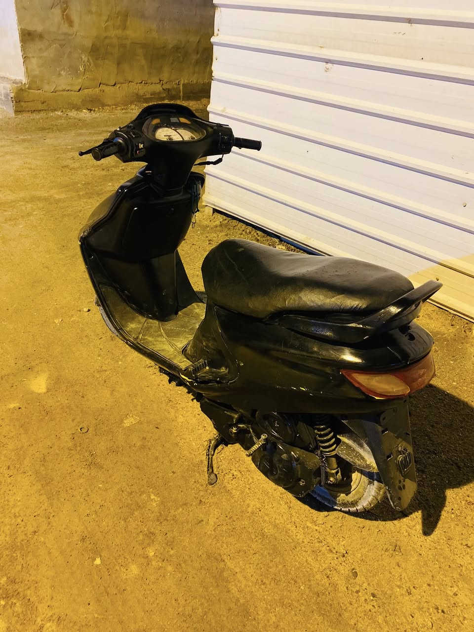 دراجه فراشه للبيع سعر450بيهه مجال قليل دراجه نضيفه كهربائيات كلهه شغاله تجي وتفحص***********واتساب
