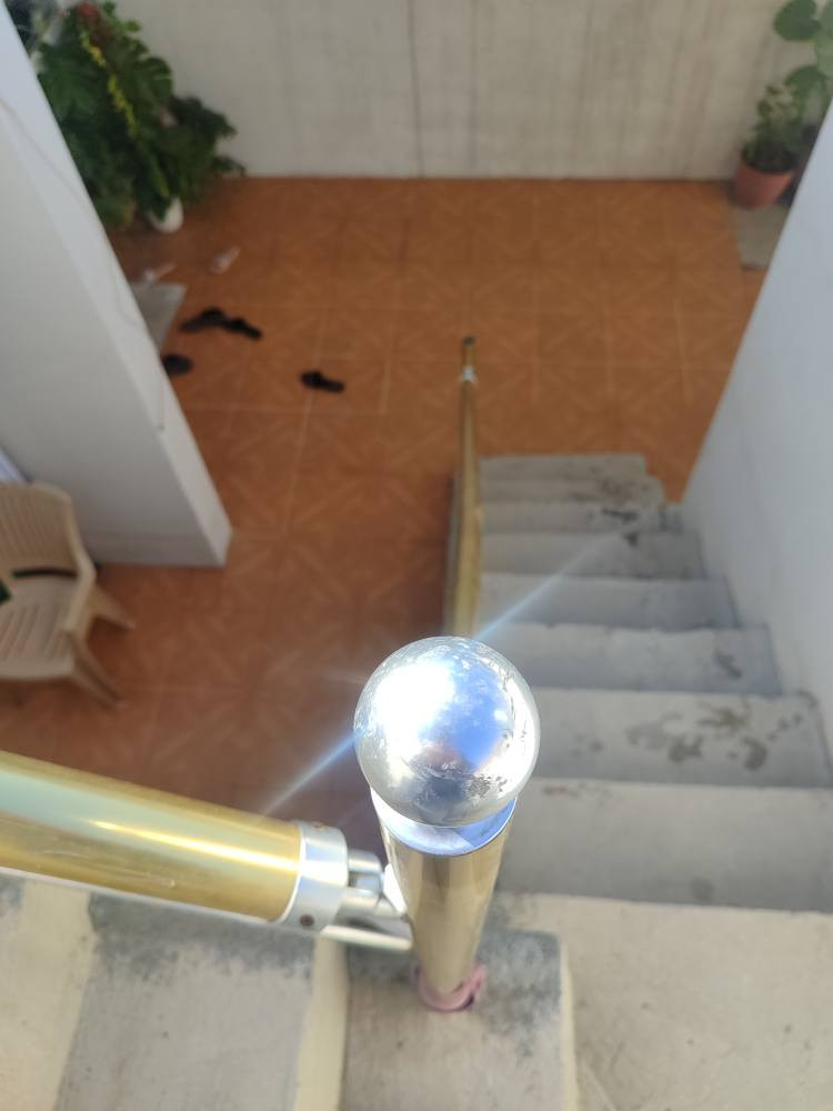 خانوو 120م لەگەرەکی کێوەڕەش 
تەنیشت قوتابخانەی برووسک 
کامل خەدەماتی هەیە بەرامبەر 
نەخۆشخانەی کێوەڕەش بۆزانیاری پەیوەندی بکە 
0750 122 32 36 
0770 228 91 25 رانية, السليمانية
