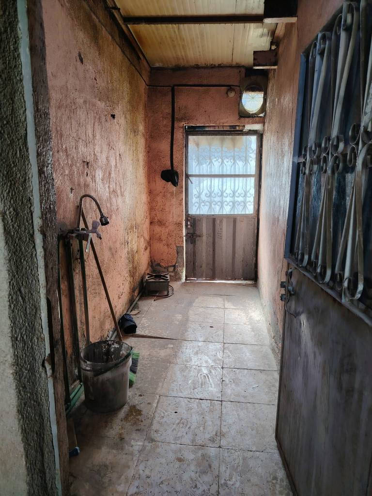 مشتمل الإيجار مساحته 75متر المكان شارع 80 قرب مدرسة الرحمن يبعد 200 متر عن المدرسة الاتصال على الرقم *********** 台北市, 台灣
