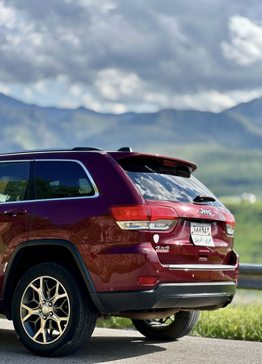 Jeep grand Cherokee laredo 2019 
جیب مودیل ٢٠١٩ 
مواصفات لاریدو ٤*٤
V6 سلندر 
53000 میل روشتوە 
تەنها ١چملخ سبغە بێ ژورێ بێ ئیرباگ 
 تەحویل و وەکالە بەشەرت 
 سعر ٢٣٨ $

Jeep Grand Cherokee Laredo
جيب موديل 2019
مواصفات لاريدو دفع رباعي 4×4
محرك V6 ستة سلندر
ماشية 53,000 ميل

فقط قطعة واحدة صبغ بدون ضربات قوية وبدون فتح إيرباغ

تحويل الوكالة بشرط 

السعر: 23,800 دولار

مكان أربيل


**إذا كنت صاحب هذا الإعلان وتريد حذفه لأي سبب، رجاءا أرسل رسالة إلى الدعم الفني**