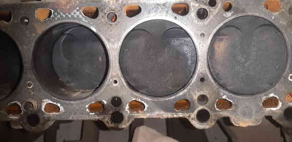 السلام عليكم مكينه ٥٢٠ بيهة كور مفطور شي بسيط للبيع العنوان فلوجه ، ***********
