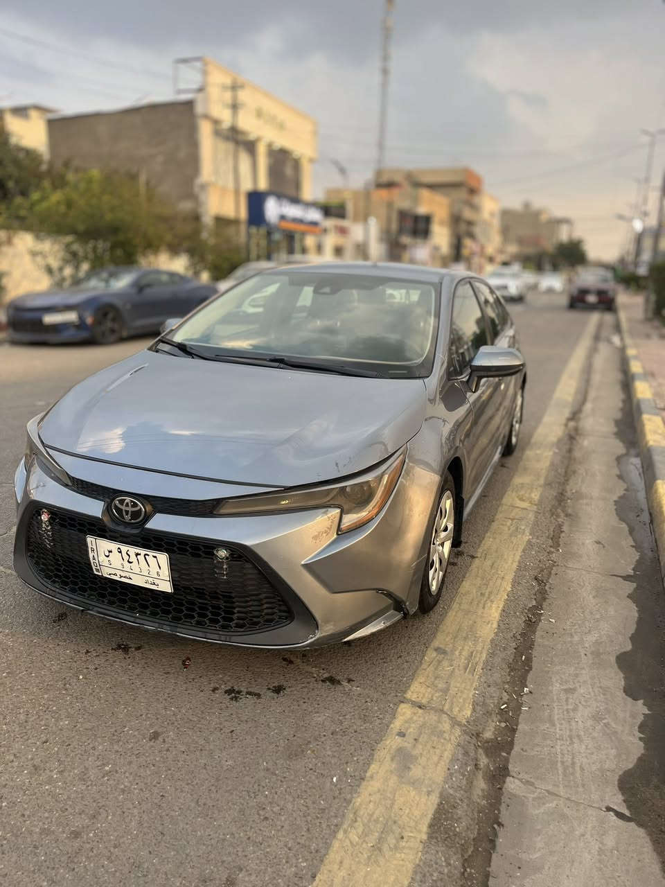 كورلا 2021 ماشيه 88 داخله كلين بدون حادث حالين بيه فقط بوارد بالجاملغات الاماميه وشويه شخوط بالباب وبيه كم رصعه بالقماره بدون صبغ ولا قطعه مفتوحه #ولا ايرباك طاك  رقم بغداد بسمي 
مكانه بغداد ***********
السعر 134
