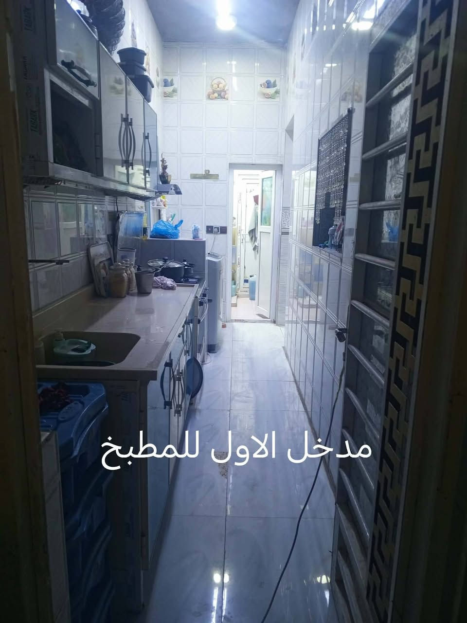 بيت 50 طابقين مرتب جدا ومسلح بالحر شارع المجمع الذهبي  بيع او مراوس البيت مسلح سيراميك للسقف وسقوف جيبس بورد الطابق الأول طابوك والثاني فرمستون بي طارمه 2 م  واستقبال وصاله ومطبخ ومجمع صحيات والطابق الثاني غرفتين وصاله وحمام والثالث سطح اكبر للتفاصيل أكثر الاتصال على الرقم *********** متواجد واتساب
السعر 68 قفل
