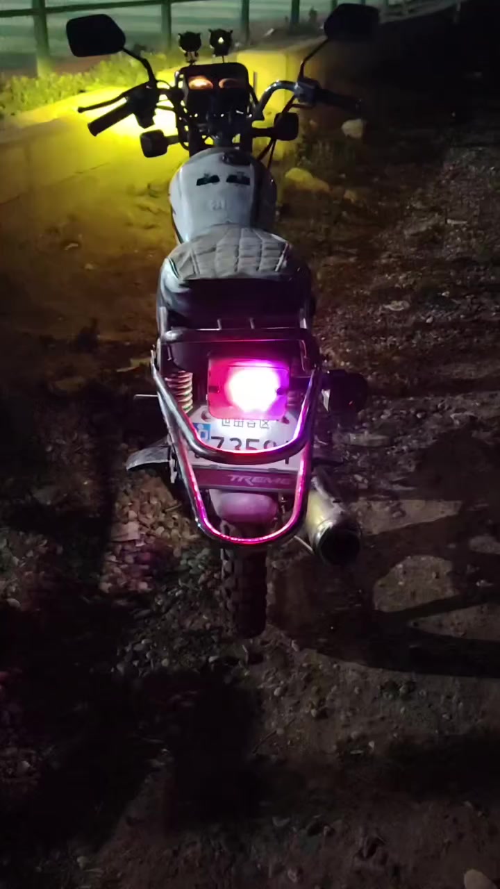 للبيع ادفع سعر اذا عجبني ابيع


**إذا كنت صاحب هذا الإعلان وتريد حذفه لأي سبب، رجاءا أرسل رسالة إلى الدعم الفني**