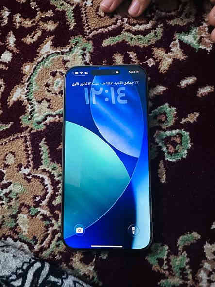 السلام عليكم للبيع آيفون ١٦ برو ماكس
جهاز شرق اوسط ضمان ماستر
بطاريته ١٠٠ مثل ما موضح بل صور جهاز نضيف شخط مابيه 
غراضه كامله 
عنواني بغداد الزعفرانيه السعر ١٤٧٥ للتواصل ***********
