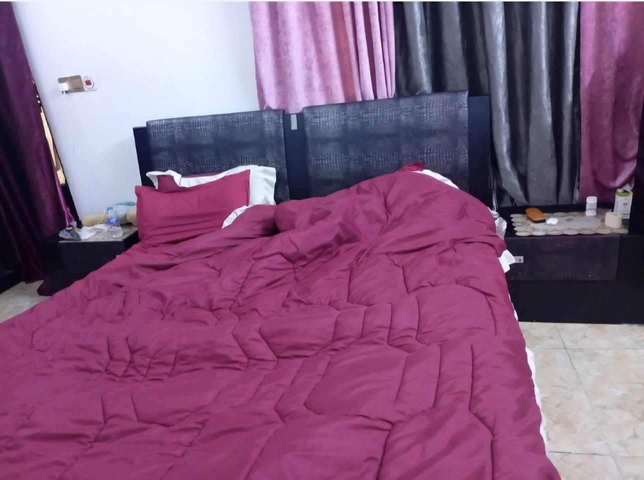 غرفه نوم للبيع استعمال نظيف جدا/***********
