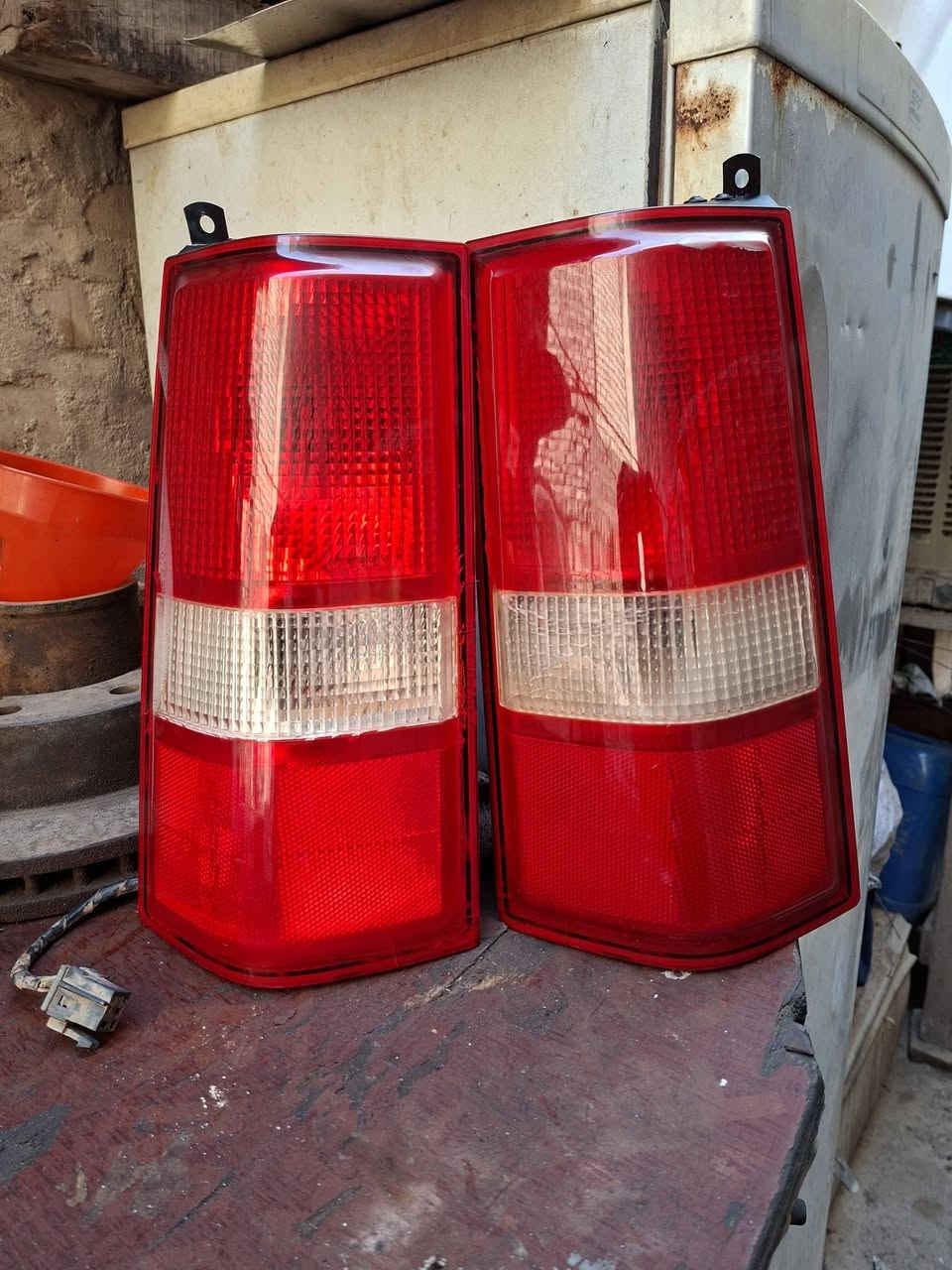 السلام عليكم بكلايات سفانه زوج سعرهن ٥٠ الف ويدت باب الصندوك كامله اب ٥٠ الف قفلهن للبيع العنوان بغداد للاتصال ***********
