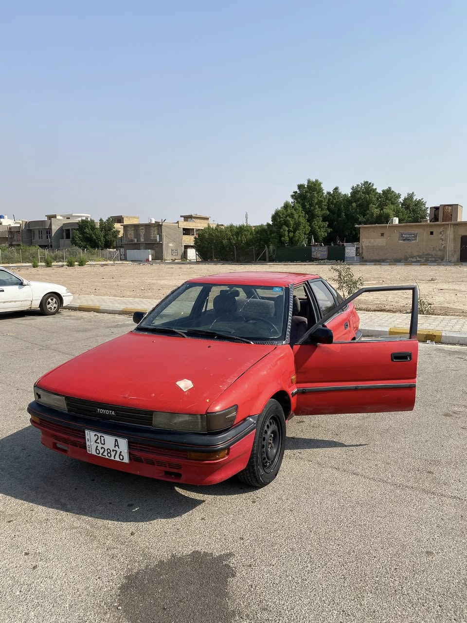 السلام عليكم كورلا موديل 91 اوربي فتحه 
سياره نضيفه مكينه جديده كير مكفول 
صدر امامي خلفي جديد تخم تاير جديد باتري جديد
رقم جديد ديالى تحويل مباشر 
السعر 35 
رقم ***********
