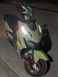 تيماكس شحن • بطاريات ٨٥٪ • ٢٠٠٠w