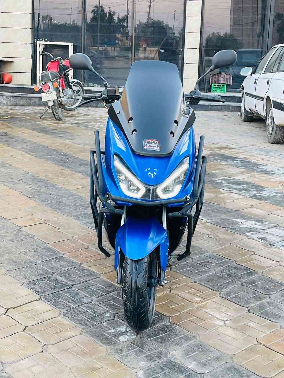 السلام عليكم
شباب دراجه سنترونك 2023 

دراجه حلوه كامله مكمله نضيفه كدام عينكم ماشاءالله حض وبخت كفاله عامه من المحرك والكهربائيات كلشي شغاله ومحركه ممفتوح السعر 700 الف  مكلف بل نشر

رقم صاحب الدراجه  ***********
