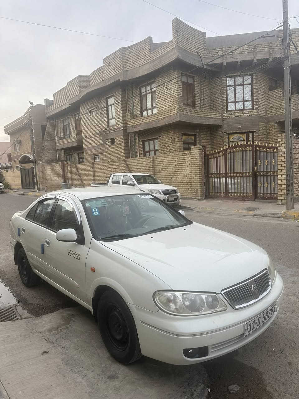 السلام عليكم
سني 2008 للبيع او مراوس بالانترا2016 سياره جاهزه ماناقصه شي تبريد تخم تاير كله جديد السياره خير من الله 
السعر87 وبيه مجال بسيط
***********
