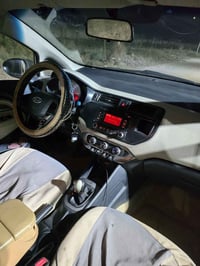 كيا ريو • ٢٠١٣ • رقم نجف