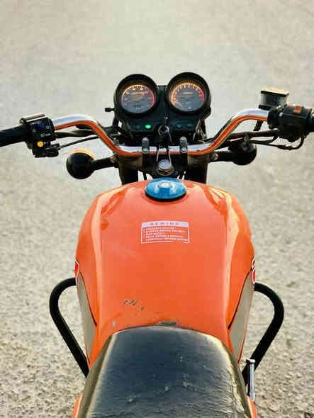 يا الله اسلام عليكم دايون للبيع موديل 23 اوراق استنساخ مكفوله كفاله عامه  كهربائيات كله شغاله سلف هندر شغال محرك 200 اي نقص مابيه السعر 1250 وبيه مجال اتصل ع رقم وبيك خير وتدلل ***********
