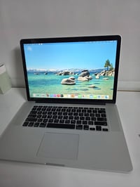 ماك بوك برو حجم 15inch 2015 معالج cor i7 رام 8g هاردssd256  حجم شاشة 1...