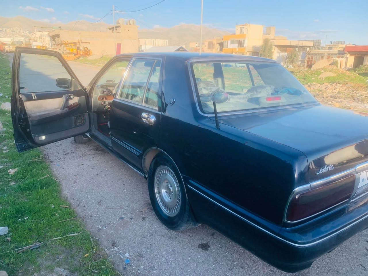 نیسان  سدریک ڕەنگی نیلی  بۆ فڕۆشتن

بەنزین+ غاز

سەیارەکە ماڵی دۆستە 
لەسەر دەقی شەریکە ماوەتەوە 

ئاڕم پلاستیکی سلێمانی  ئەوەلیات و غرامە بەشەرت   کە هیچ کێشەیەکی نەبێت

تەبرید  سارد و گەرم بەشەرت 
دوپارچە بۆیاخە لەسەر ساغی  بەهۆکاری کاڵبوونەوە 

یەک دەعمی بچوکی پێشی هەیە نە جسری گرتوە نە ناوی گرتوە 

سەیارەکە هەتا بڵێی ناو و دەری لۆکە ماڵی دۆستە

غازی بۆ داندراوە بێکێشە 

جوابی نامە نادەمەوە 
ئەمە ڕەقەمی خاوەنیەتی 

📞....(0771,838,8781) السليمانية, العراق


**إذا كنت صاحب هذا الإعلان وتريد حذفه لأي سبب، رجاءا أرسل رسالة إلى الدعم الفني**