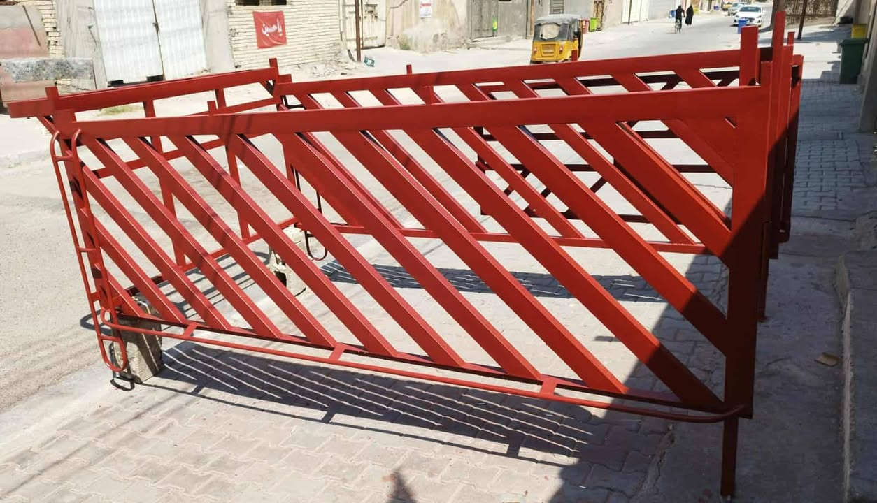 متاح محجر كيه فحل كامل باب وسيباية وصفاحيات ودروجة السعر مناسب مكاني بغداد جسر ديالى ***********
