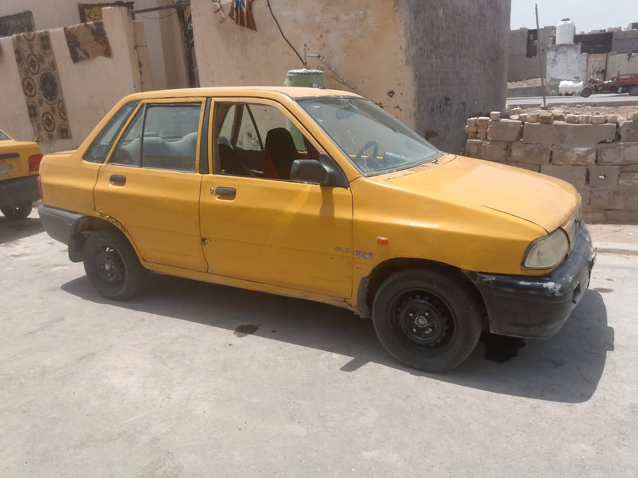 السلام عليكم سايبا البيع نضيفه كير ومكينه جدد مال شغل رقمها الماني راعيها موجود والكشر شوف العين كوم حديد اطلعها بيها وين ماتريد وسعرها بلاش ب8 وبيها مجال الشراي *********** واني مكلف بنشر اتصلوا ع راعيها
