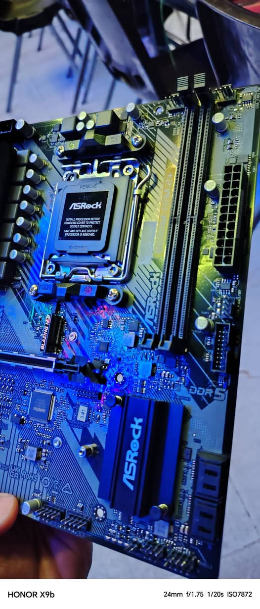 بورد  ASRock B650M_H/M. 2
للبيع.. اشتريته وما استخدمته جديد
قيم واخذ
توصيل موجود
مكاني بغداد الجديدة


**إذا كنت صاحب هذا الإعلان وتريد حذفه لأي سبب، رجاءا أرسل رسالة إلى الدعم الفني**