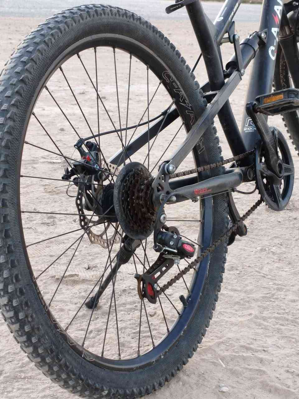 السلام عليكم بايسكل للبيع مابي اي نقص
نظيف جدا


**إذا كنت صاحب هذا الإعلان وتريد حذفه لأي سبب، رجاءا أرسل رسالة إلى الدعم الفني**