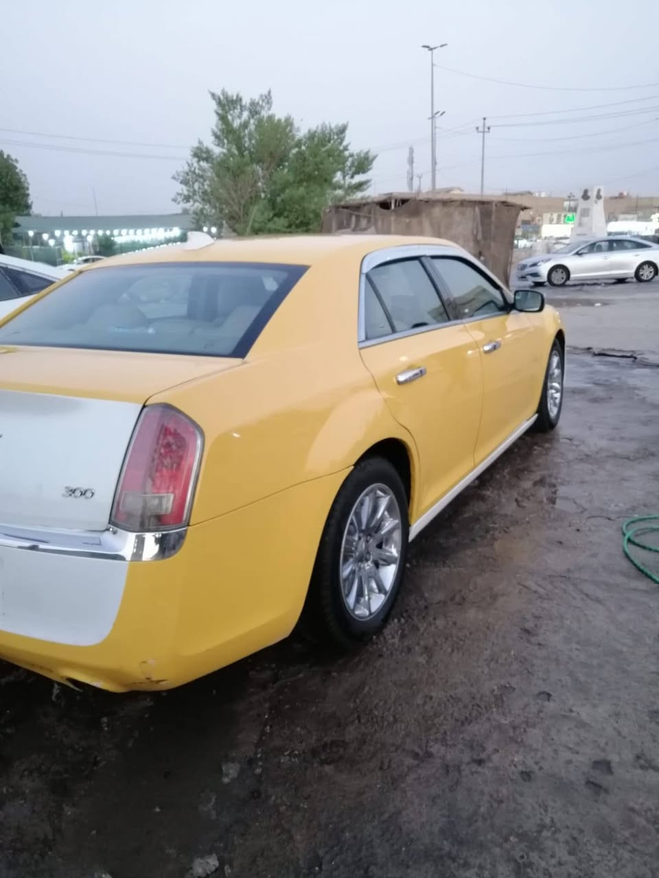 سلام عليكم أوباما 2013 اصل رقم نكليزي بسمي مداور ثاني يوم مكفوله من الضربه ماعدا جاملغ أمامي بدون داخل ايرباك سليم كير ومكينه جدد تبربد منضومه جديد دواخل عسلي  السعر 150 وبيه مجال *********** / *********** مكاني نجف النجف, العراق
