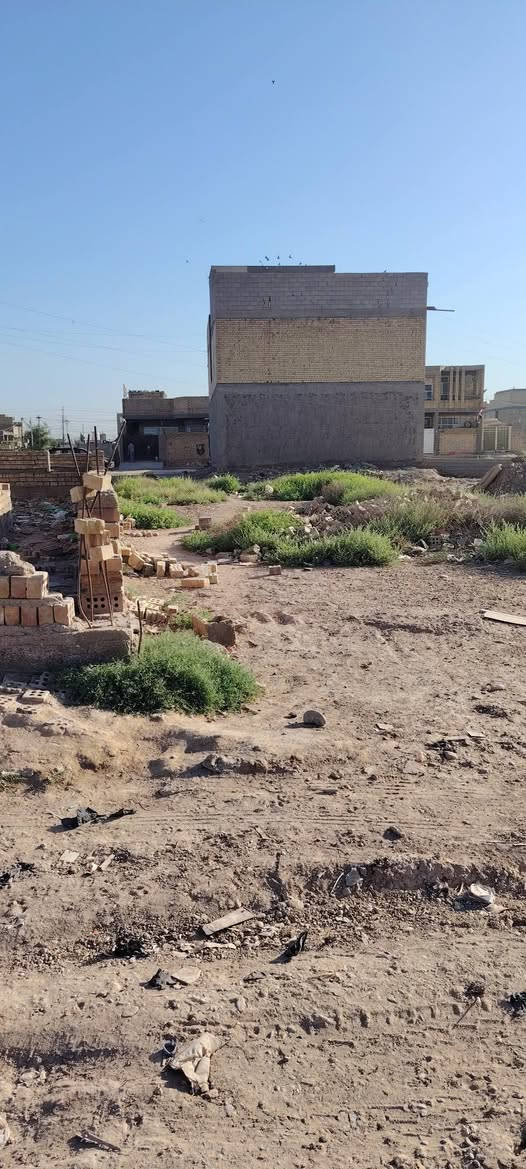 السلام عليكم
قطعه أرض للبيع المساحه ٢٠٠ متر واجهه ١٠ ونزال ٢٠ منضمن القطعه ١٠٠ منه بيه رباط
السياحي قبل شارع المسبح فرع مي وكهرباء موجودات
السعر ٢٧ وقابل للتفاوض ***********
