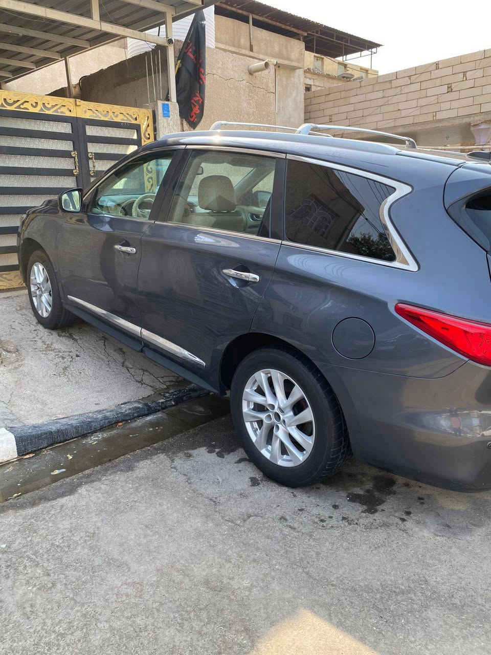 نيسان انفينتي Jx35  وارد امريكي الضرر الجاملغ الامامي 2013  بغداد  رقم وهزة جديد دولي باسمي 
  كير ومكينة وحداديه تمام -7 راكب  
بصمه ابواب + بصمه تشغيل +تشغيل من بعد - ٣ قطع تبريد - جنطه كهرباء كشنات تدفئه - كشنات جلد كهرباء  تحكم ستيرن جهتين - حساسات اماميه خلفيه - ٤ كامرات - 4 ويل - فتحة  
السعر بـ  128$ ورقه وبيها مجال بيع او مراوس
مكانها البصرة جمعيات حي الخليج 
اي استفسار اتصال على الرقم ( ***********)
 (***********) البصرة, العراق
