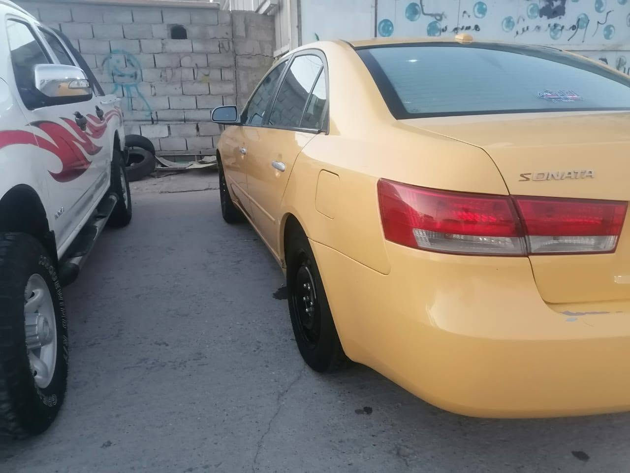 سلام عليكم سياره سوناته للبيع رقم قادسيه نكليزي بسمي مشروع وطني شرط تحويل سنويه جديده 2031موديل 2008تخم تاير حداديه جديده كهربائيّات كله شغاله كير ومكينه مكفولات تبريد ثلج سياره جاهزه وارد امريكي جاملق امامي مبدل سياره حلوه عنوان واسط كوت رقم ***********
