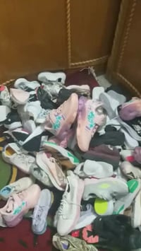 أحذية أطفال • رجالي • جديد