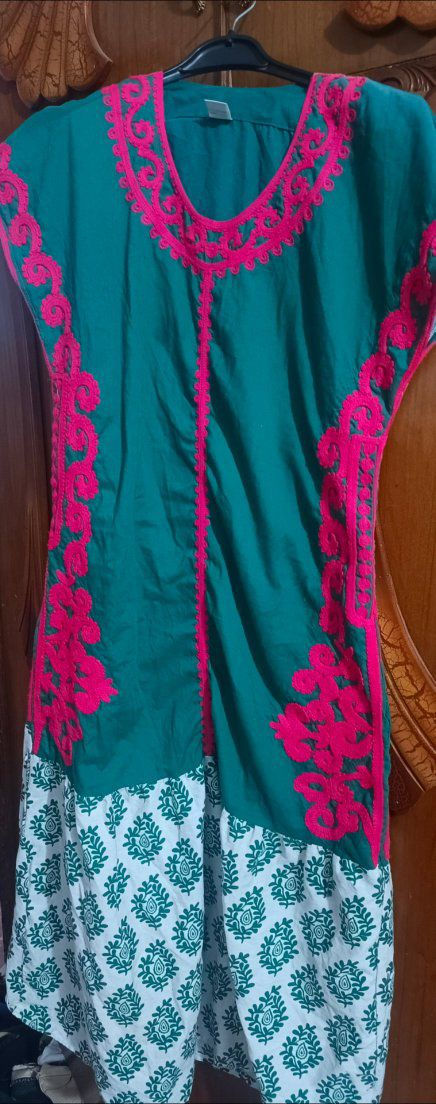 ملابس نضيفه حيييييييل وبسعار مناسبه


**إذا كنت صاحب هذا الإعلان وتريد حذفه لأي سبب، رجاءا أرسل رسالة إلى الدعم الفني**