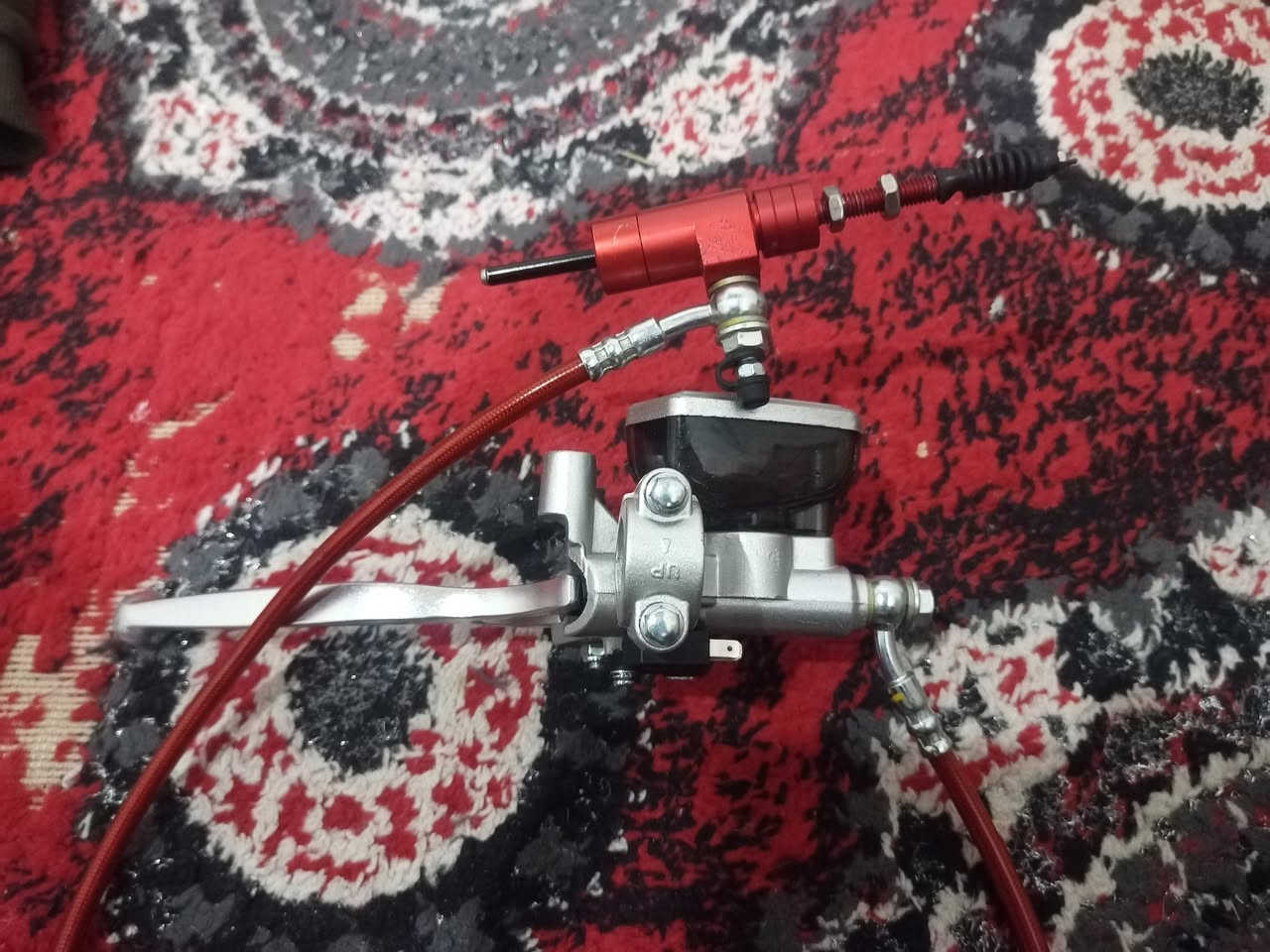 عنبار كلج اصلي للبيع السعر 30المكان كركوك سيطرت تازه الرئيسيه ***********
