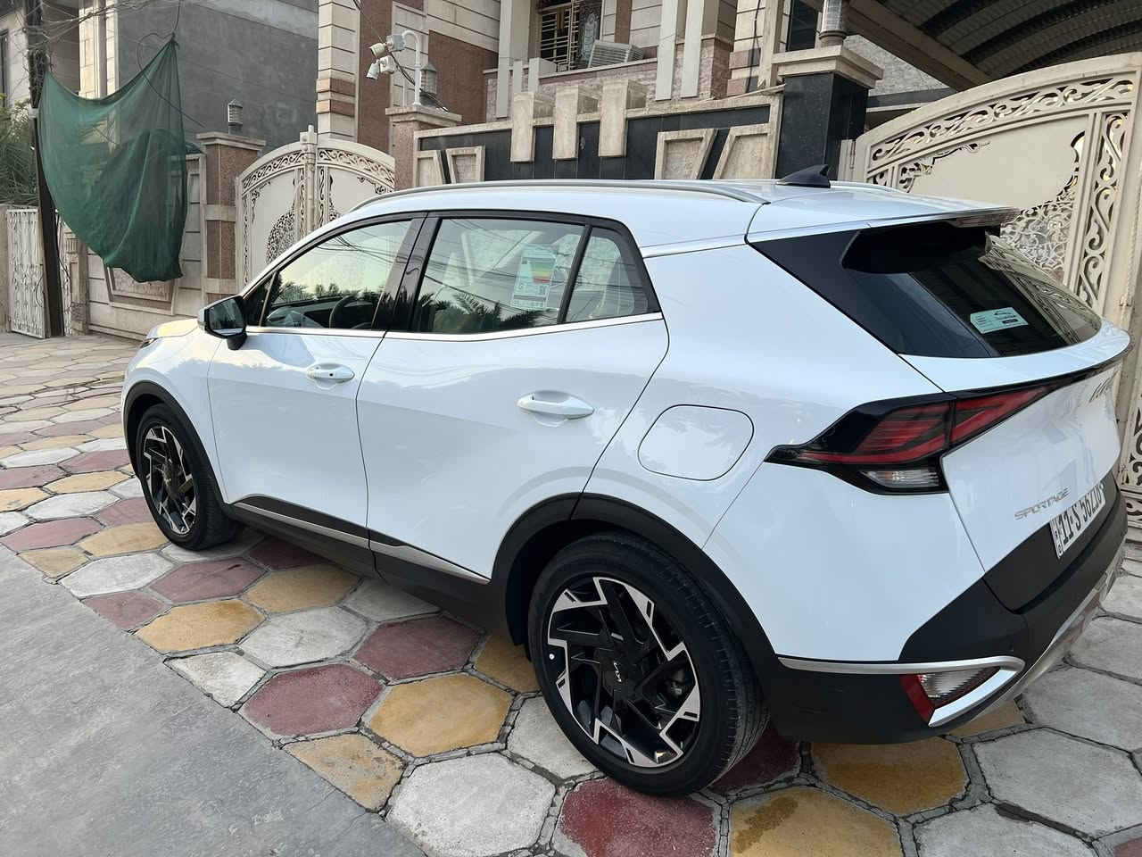 سبورتج 2023 خليجي ضمان الدوليه ماشيه 50 مكفوله كفاله عامه ما عدا بيهه صبغ قليل بين الباب والجاملغ السعر 205 وبيهه مجال مكاني المشتل ***********
