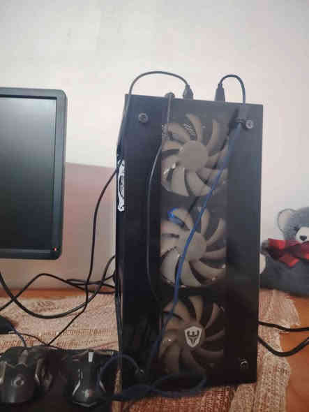 السلام عليكم شباب pc للبيع
 المعالج i7
رام 16
هادر ssd 128.  Hdd 500
كارت شاشة amd rx560
نضيفة ومرتبة ومناسبة للاستخدام الشخصي رقمي *********** للتواصل كربلاء
