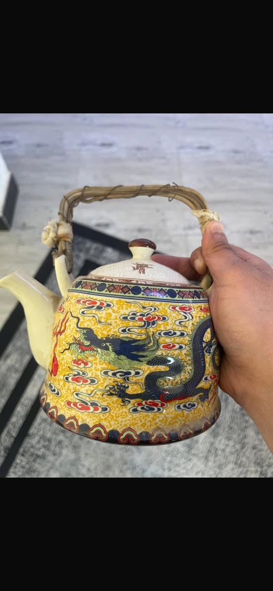 سلام عليكم مجموعه تحفيات يوجد توصيل ***********
