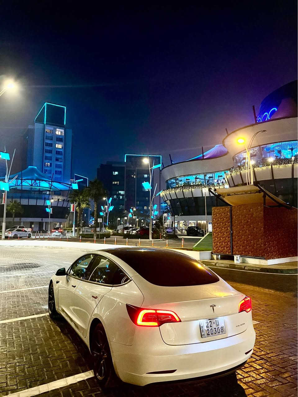 تیسلا مۆدیل ٣ ٢٠٢٣ دەبل ماتۆر لۆنگ رەینج
ئۆنلان 
شەحن ٣٢ ئەمپیری بیلادی  لەگەل دایە
بەنسبەت لیدرارنی ٢ شوینی تەعدیلە  و بی ژۆری و بی ارباگ ماباقی گیانی هەموو بە شەرت
کارەبای هەموو بە شەرت
تانها ١٩ هەزار مایل  رۆشتیە
کەمیک مەجالی تیدایە

تيسلا ٣ ٢٠٢٣ دبل متور لونك رةينج
السيارة بيها ئونلاين
معاها شحن ٣٢ امبير بلادي الشركة
بنسبة الضرر بيها مكانين تعديل فقط مابي دواخل و ايرباك ما طاكت سليم
الكهربائي بشرط 
١٩ الف مايل ماشي فقط
والسعر شوي بيها مجال أربيل, العراق


**إذا كنت صاحب هذا الإعلان وتريد حذفه لأي سبب، رجاءا أرسل رسالة إلى الدعم الفني**